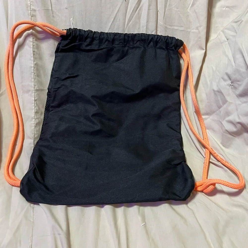 Adidas String Backpack - Picture 2 of 2